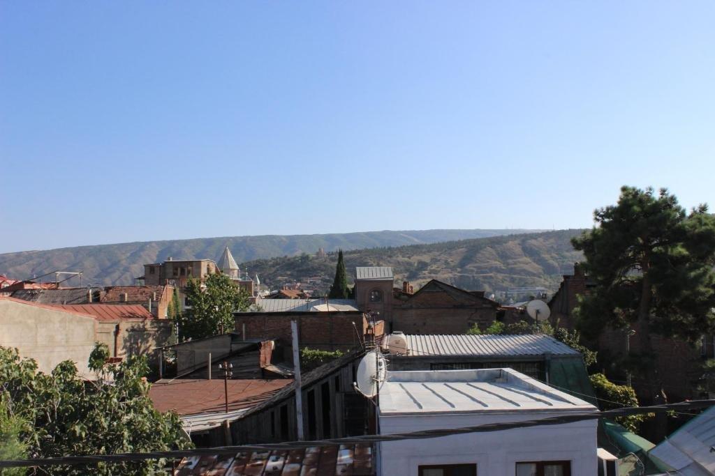 Hotel Garden House Tbilisi ภายนอก รูปภาพ